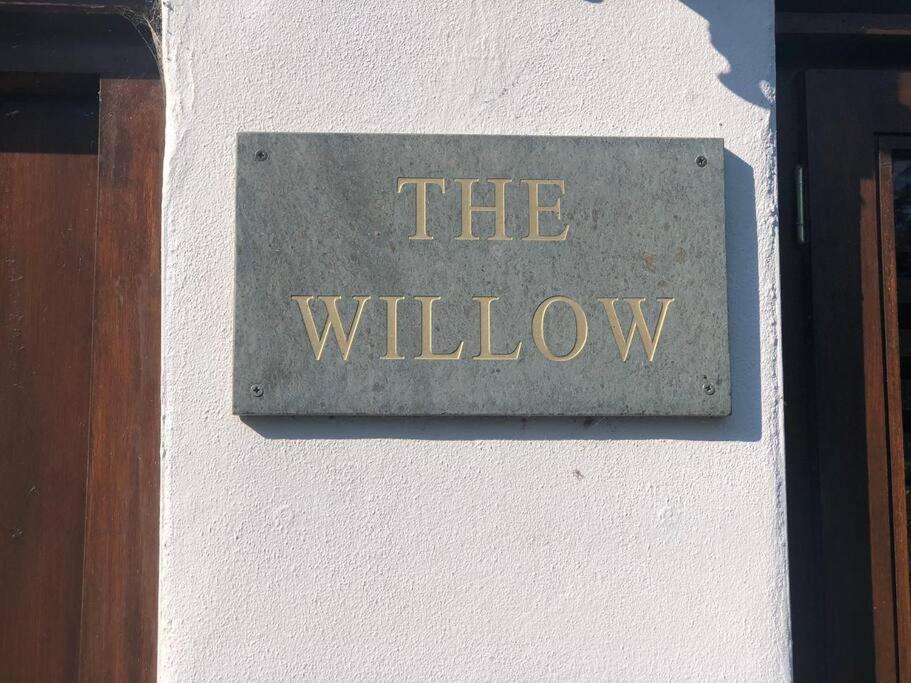 The Willow Denstone Екстериор снимка